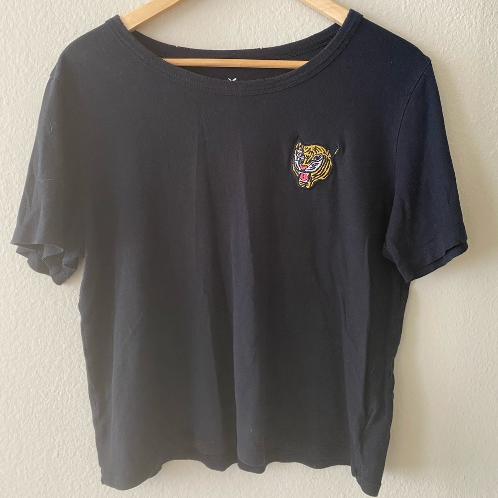 AE t-shirt